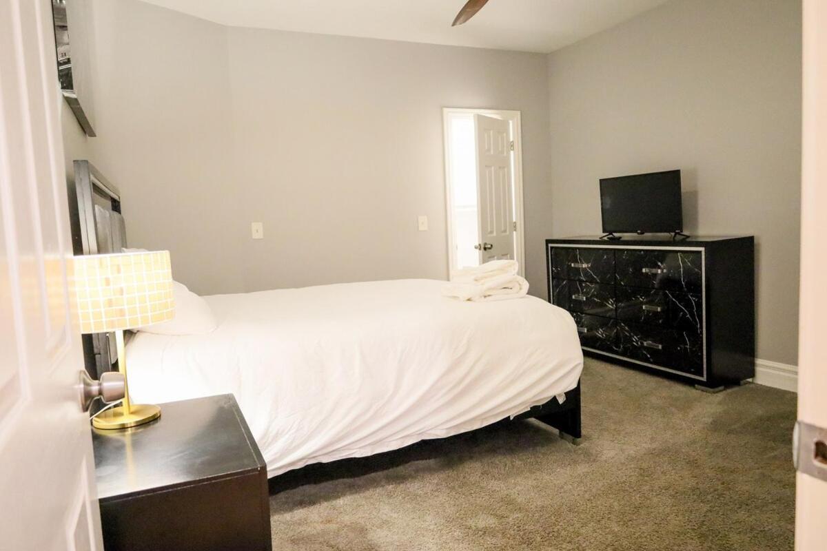 Gorgeous 4Bdr In Chicago,15Mins From Dwtn Apartment Exterior photo
